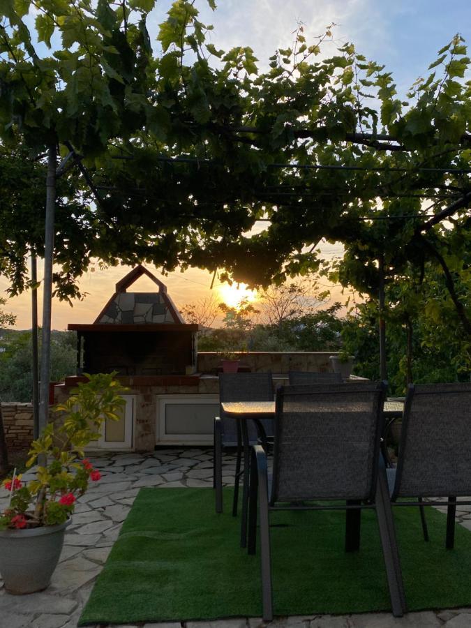 Comfort Apartments Лименария Экстерьер фото